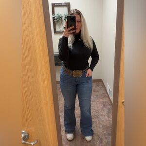 Meet your Posher, Brooke